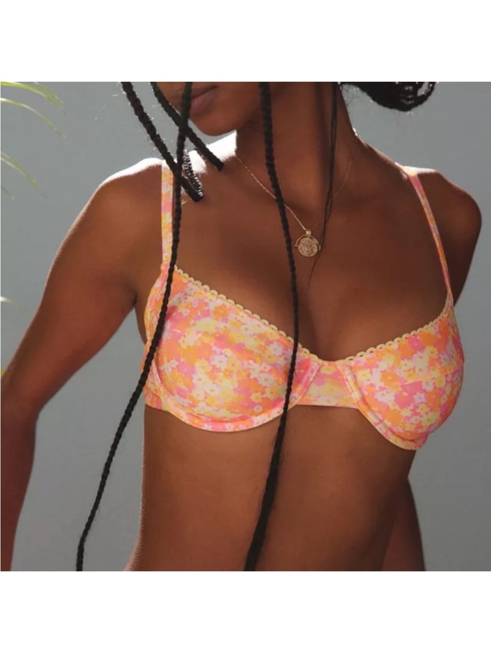 Kulani Kinis Floral Bikini TOP. XL.